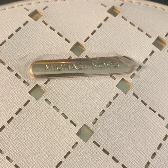 Michael Kors White and Gold Quilted Cosmetic Bag - Picture 4 of 4